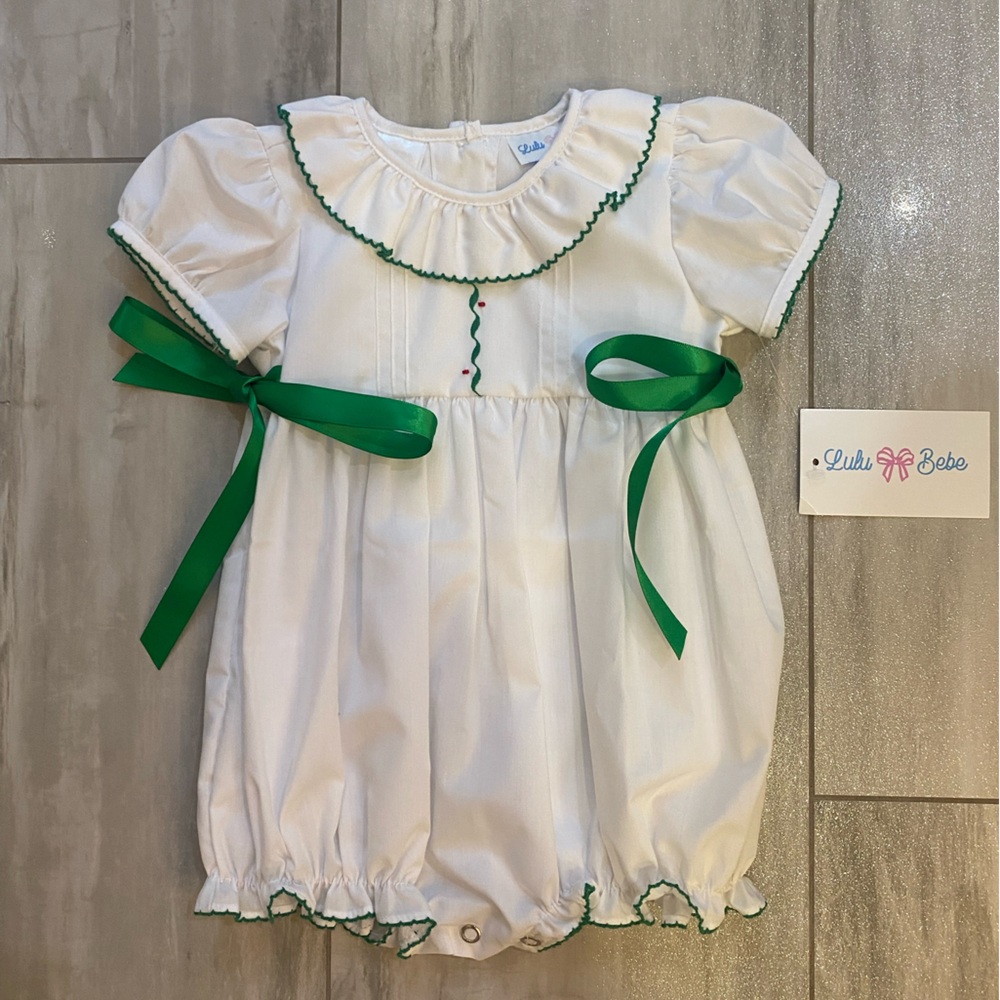 NWT Lulu Bebe Nia White Embroidered Bubble with Ruffle Collar & Bows, girls 6M